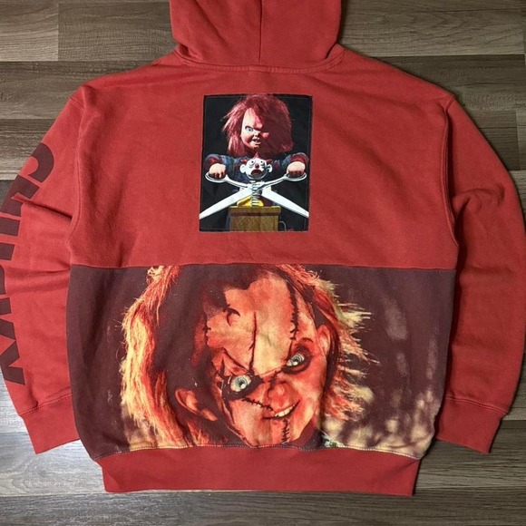 Vintage Red Chucky hoodie MEN SIZE L - Picture 5 of 5